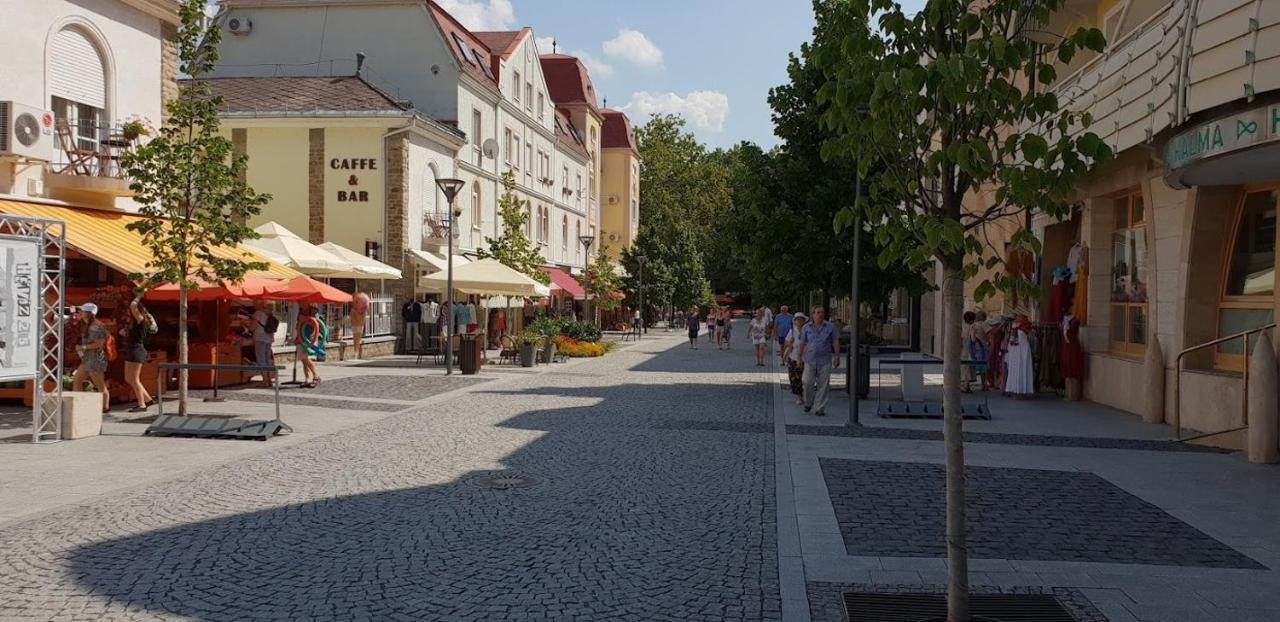 Ferienwohnung Rozsa Apartman Hévíz Exterior foto